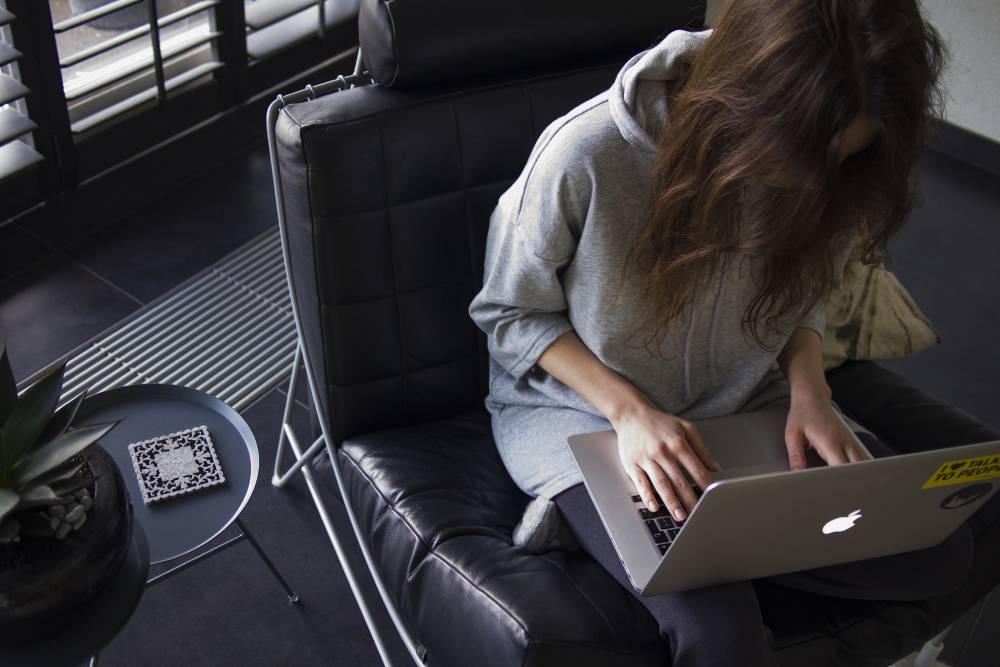 ways to manage a remote team