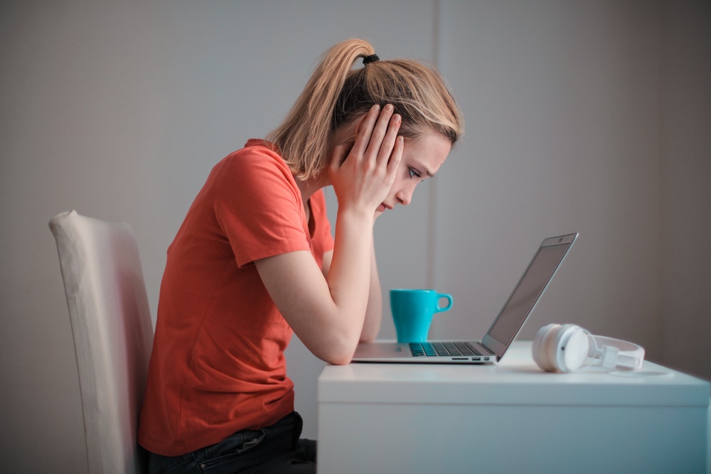Employees manage stress