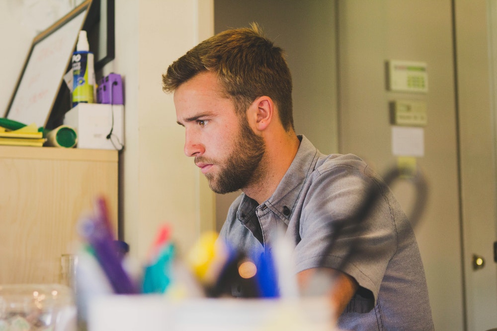 New Hire Feedback: How to Gather and Act on Feedback From New Employees