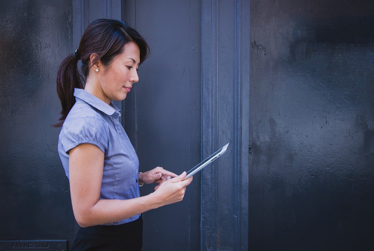 How to Write an Inclusive Job Description and Attract Diverse Candidates