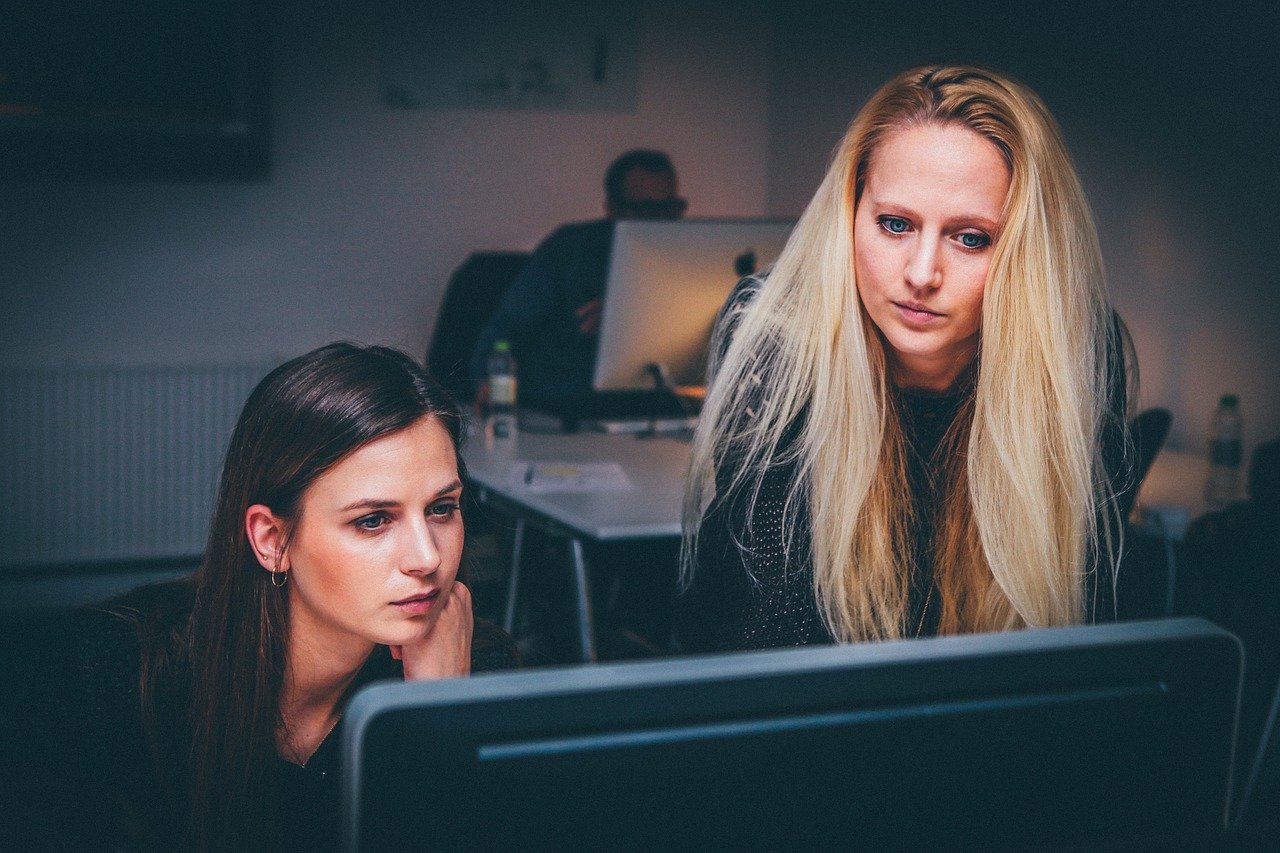 How to Successfully Manage Upwards